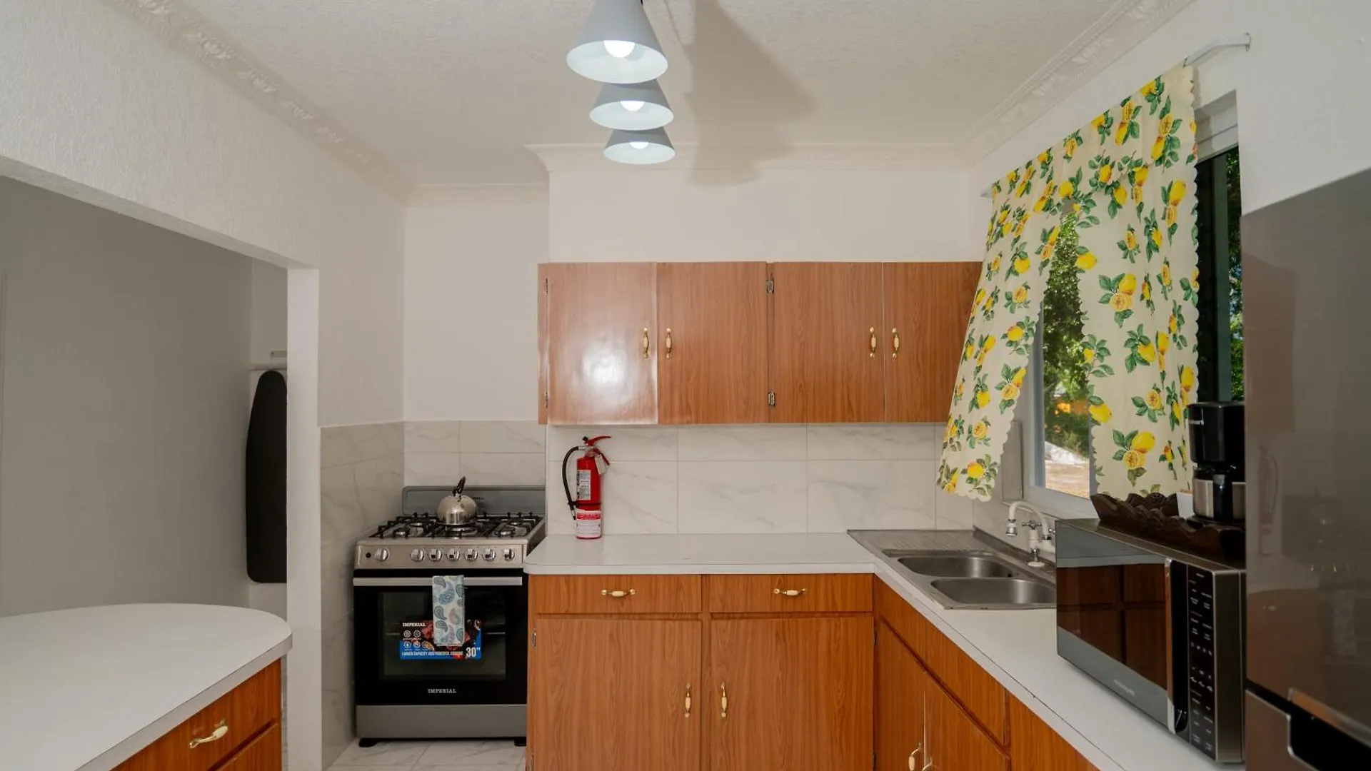 **** Bed & Breakfast Beyond Sunset Resort & Villas Treasure Beach Jamaica