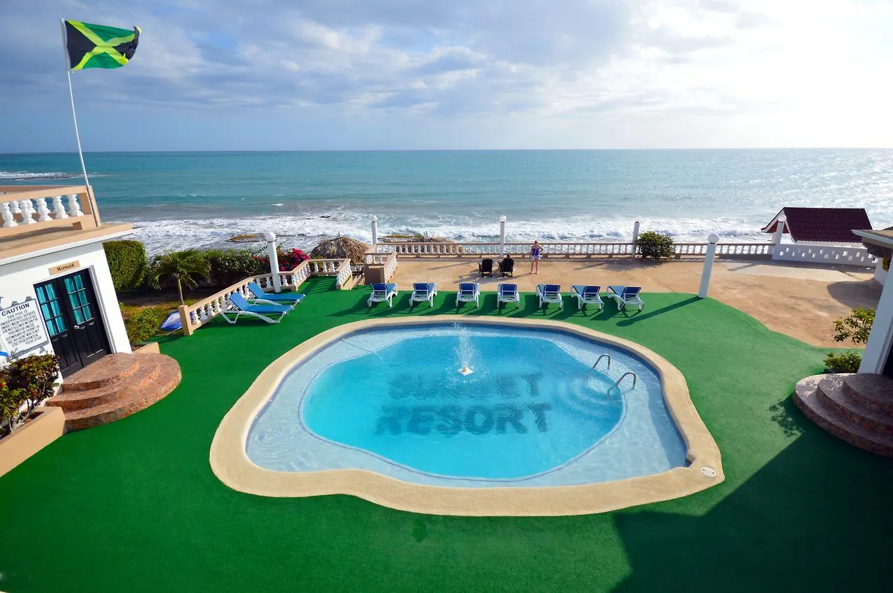 Beyond Sunset Resort & Villas Treasure Beach Jamaika